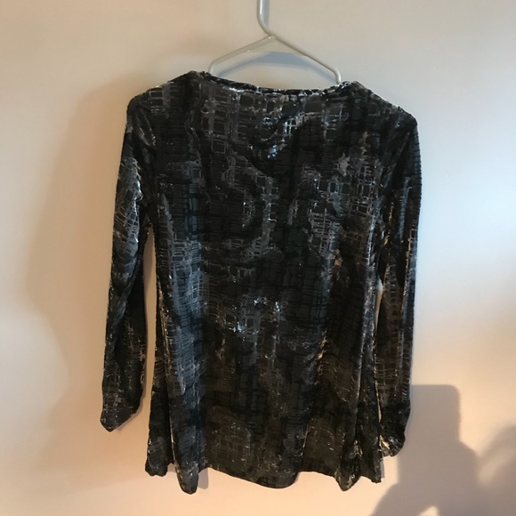 Blouse top - Picture 3 of 5